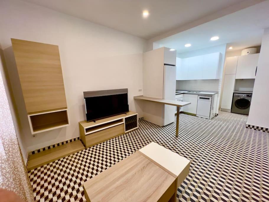Rockside Residences Suites La Linea N1 La Línea de la Concepción Exteriör bild